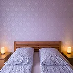 Costas apartmens